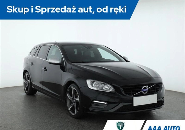 Volvo V60 cena 51000 przebieg: 223944, rok produkcji 2015 z Zalewo małe 232